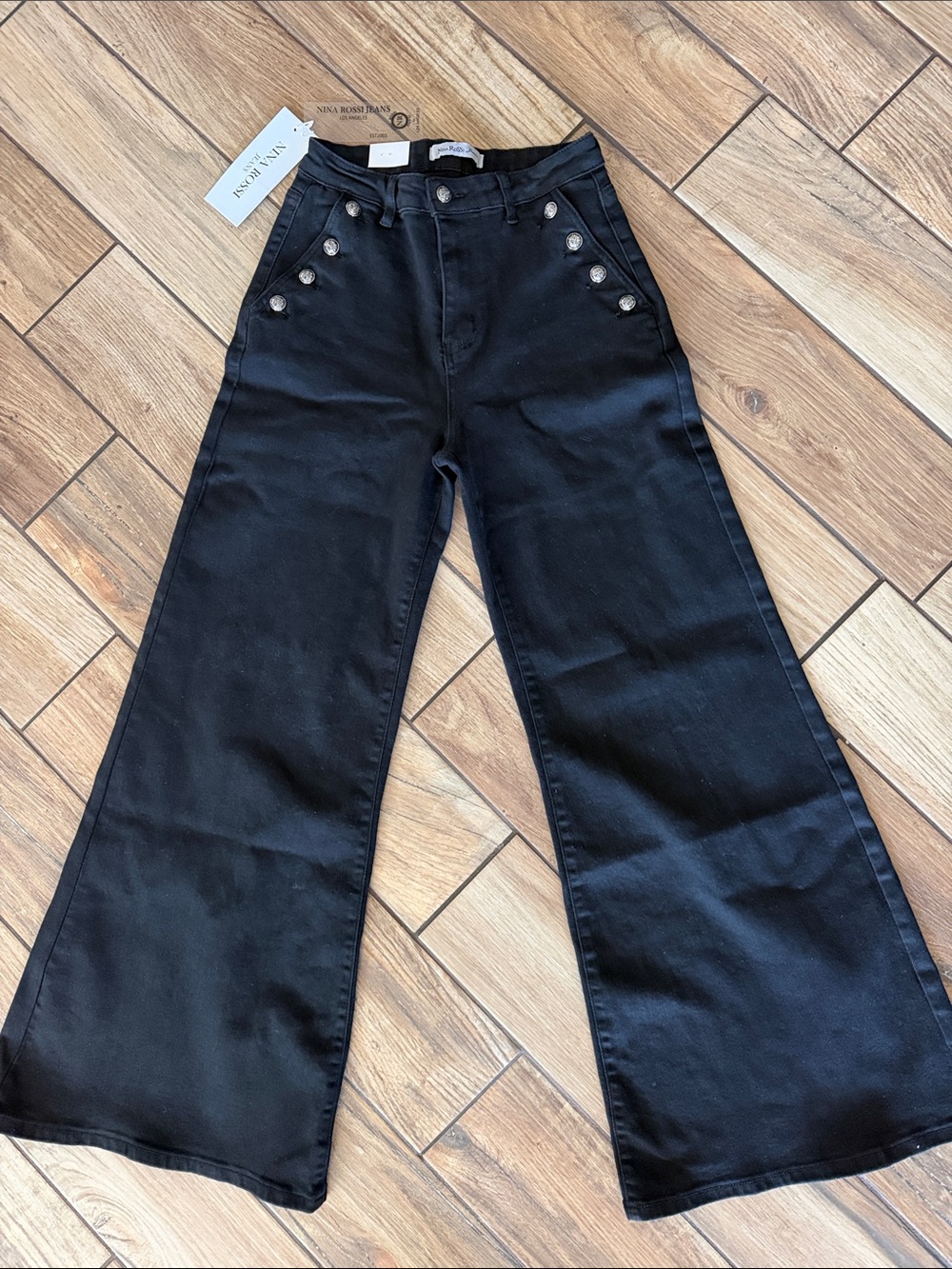 Nina Rossi Black Wide-Leg Jeans with Button Accent